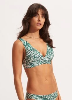 Wild At Heart "V" Neck Crop Top - Evergreen -WaveLuxe Store 31266 988 Evergreen 3