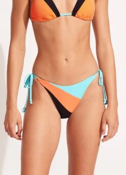 Slice Of Splice Tie Side Bikini Bottom - Black 9 Slice Of Splice Tie Side Bikini Bottom - Black -WaveLuxe Store 40696 990 Black 3