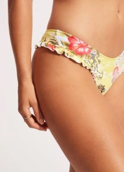 Coast To Coast High Cut Rio Pant - Wild Lime -WaveLuxe Store 40716 913 Wild 20Lime 7